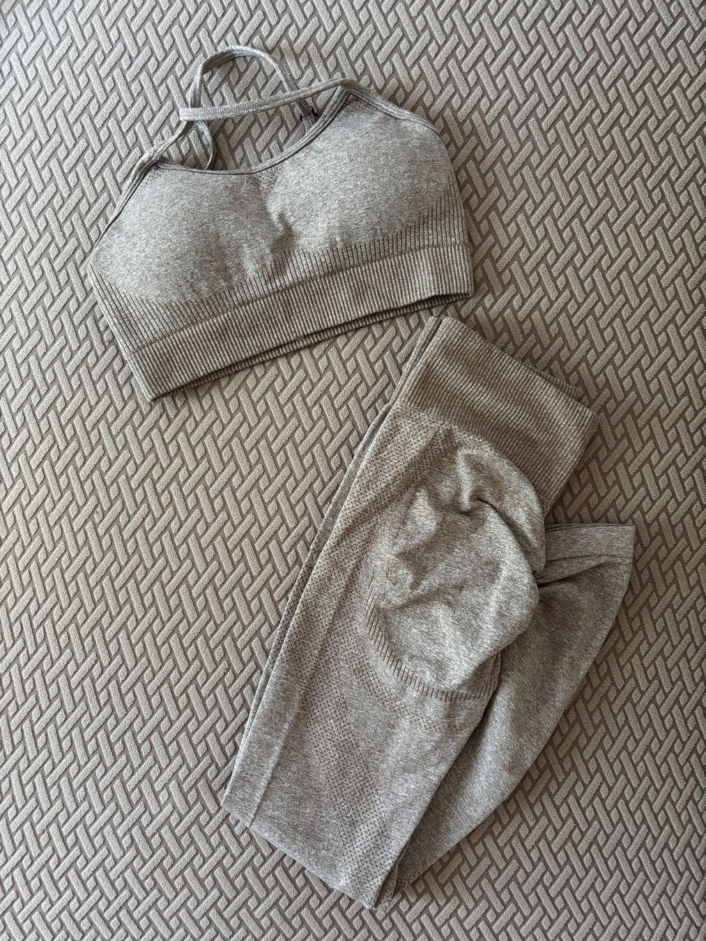 Leggings: Sport Set – Neuf avec emballage d'origine à Bern par ViksiBash