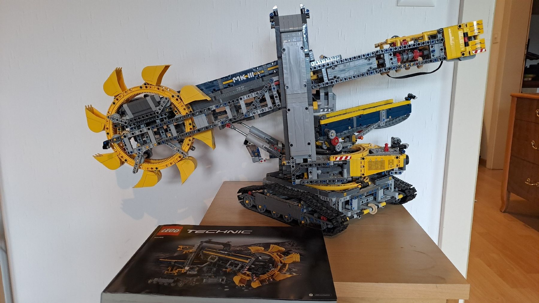 Lego Giocattoli: Schaufelradbagger technic – Difettoso da St. Gallen venduto da mar_6h72