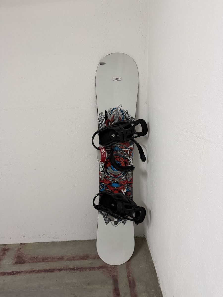 Boards: Burton Snowboard mit Bindung – Gebraucht aus Zürich von gal_lt97