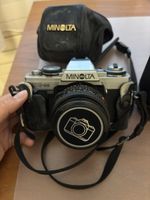 Minolta Kamera und 2 Objektive