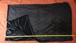 Decke schwarz mit Muster, 152x180, ungebrauchte