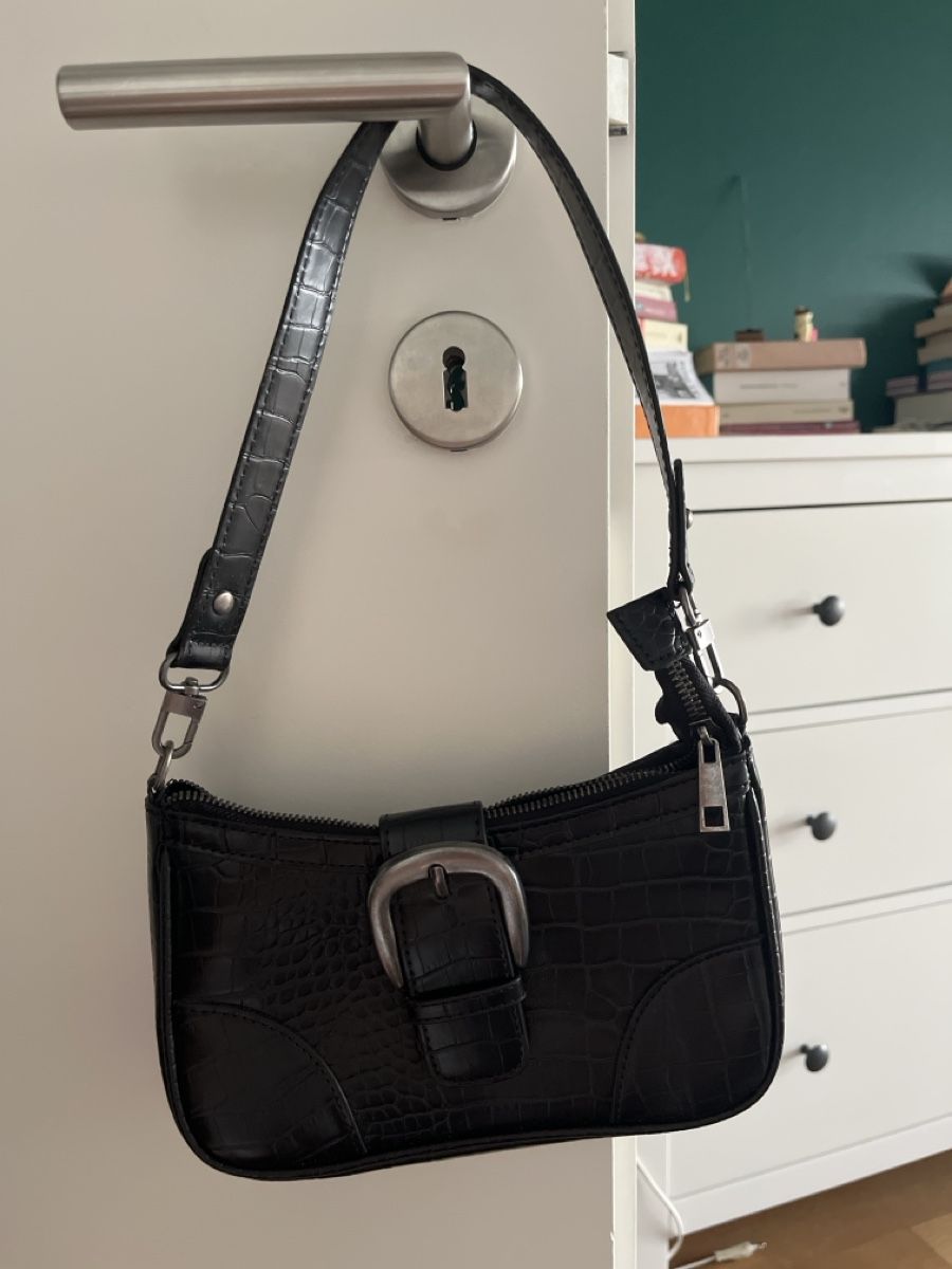 Urban Outfitters Taschen für Damen: Handtasche im Leder-Look – Neu (gemäss Beschreibung) aus Stetten SH von sel_sc6g