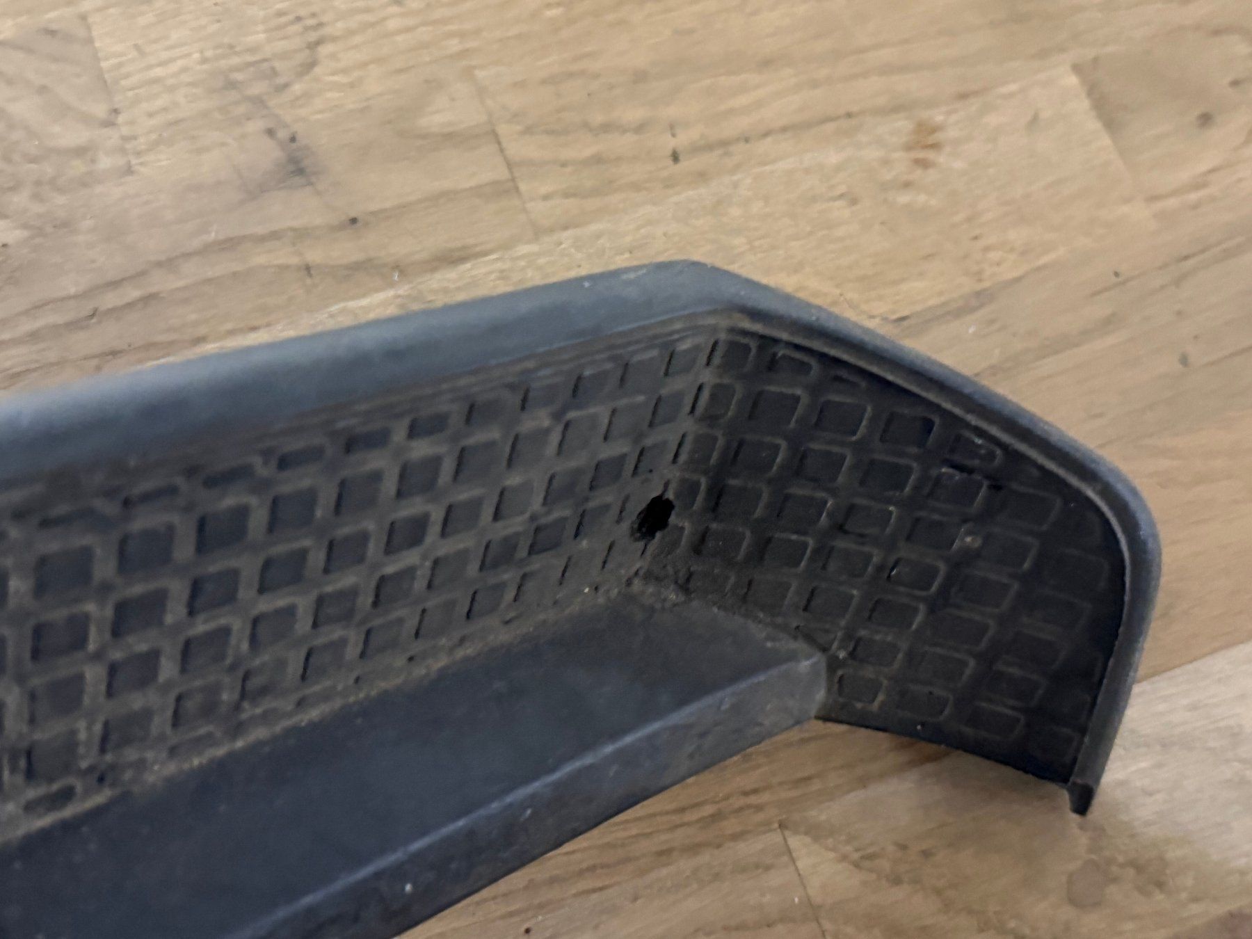 Mofa-Ersatzteile: Tritbretter Piaggio Grillo original (ohne Risse) – Gebraucht aus Bolken von si.x.las 6