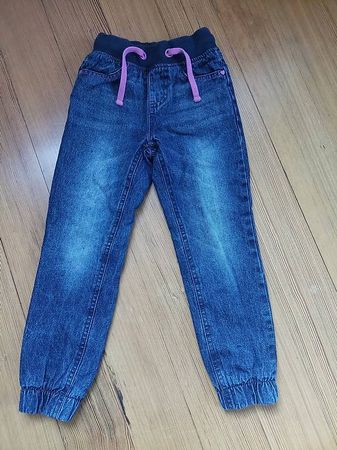 Gefütterte Jeans