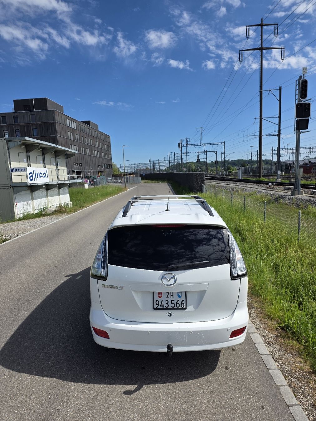 Mazda Automobili: Mazda 5 2.0d 7 Plätze Familienauto - Frisch Service – Usato da Winterthur venduto da Adilkalayci 2