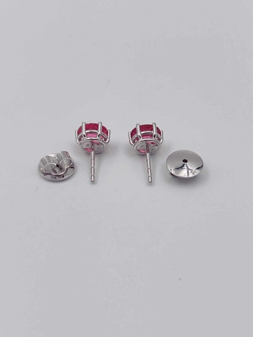 Gübelin Orecchini pendenti & Orecchini a lobo: GÜBELIN "CLASSIC GEMS" TURMALIN SOLITÄR OHRSTECKER – Nuovo (secondo la descrizione) da Luzern venduto da EdiGem 2