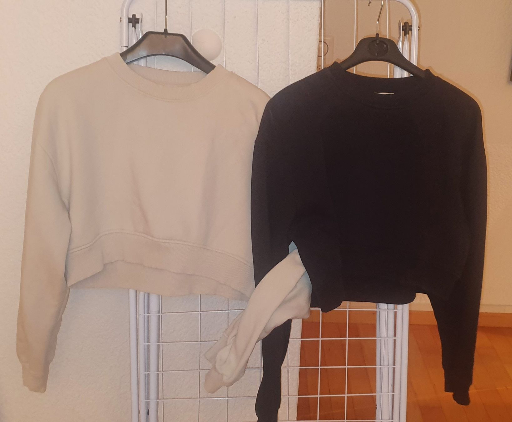 Zara Maglioni & Felpe: Zara Pullover, 2xM, Bauchfrei, Pull court, Crop top sweater – Usato da Zollikerberg venduto da Nice_Name