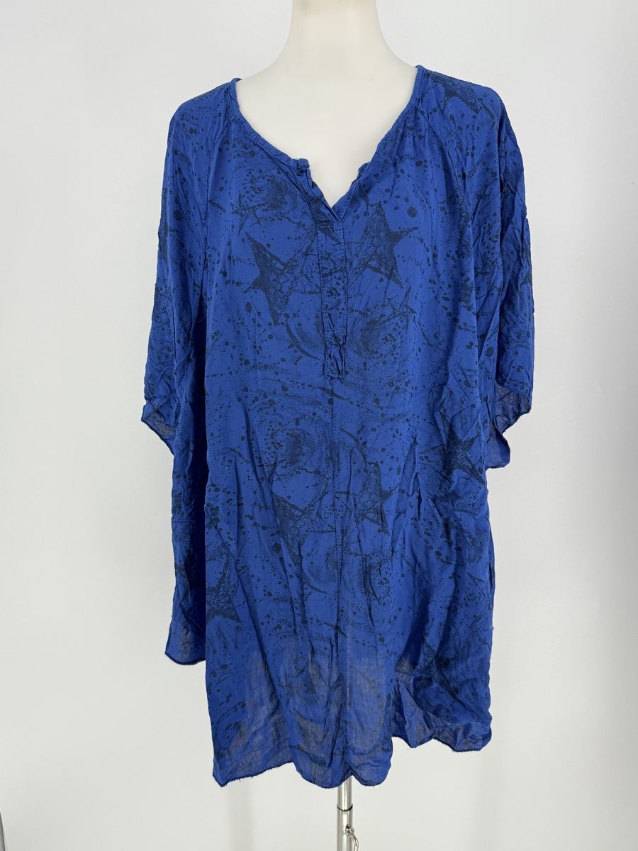 Camicette: Bluse/ Shirt mit Sternenmuster Gr. 52/54 – Usato da Auenstein venduto da moin.