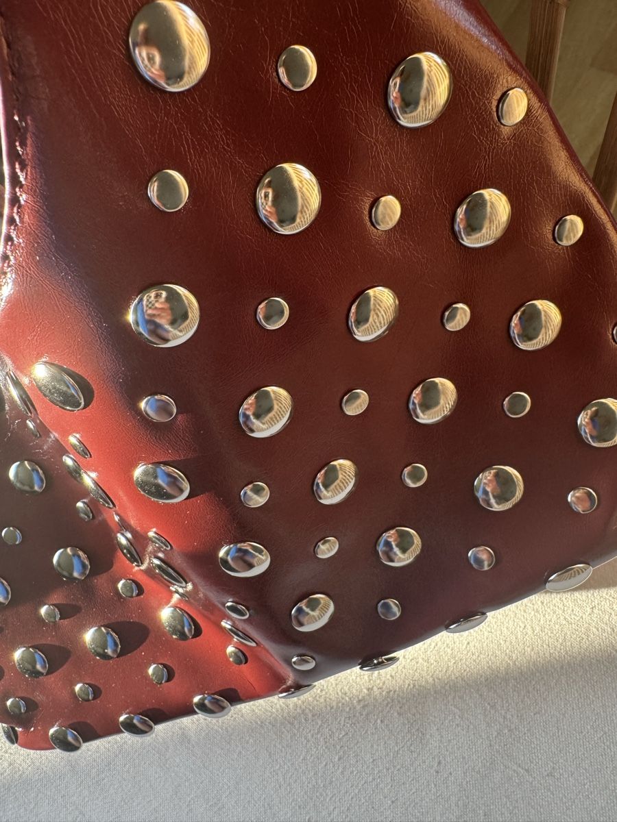 Borse da donna: Bordo Handtasche mit Nieten – Nuovo e nell'imballaggio originale da Männedorf venduto da mariadelrocioeberle 2