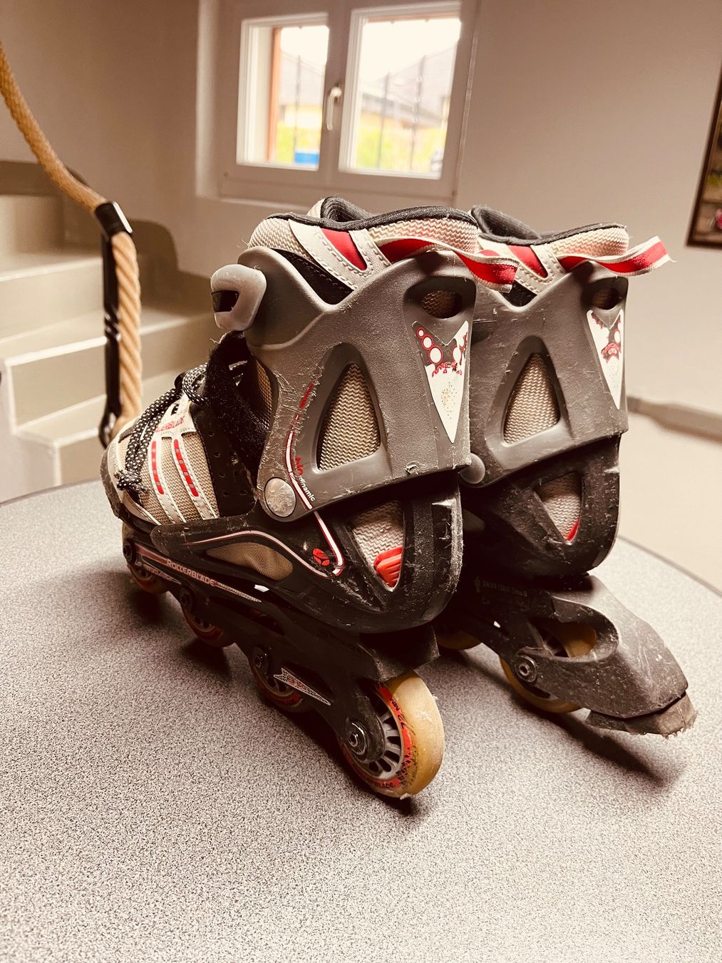 Pattini in linea & Pattini a rotelle: Inlineskates Rollerblade verstellbar – Usato da Siebnen venduto da mar_yd9r 1