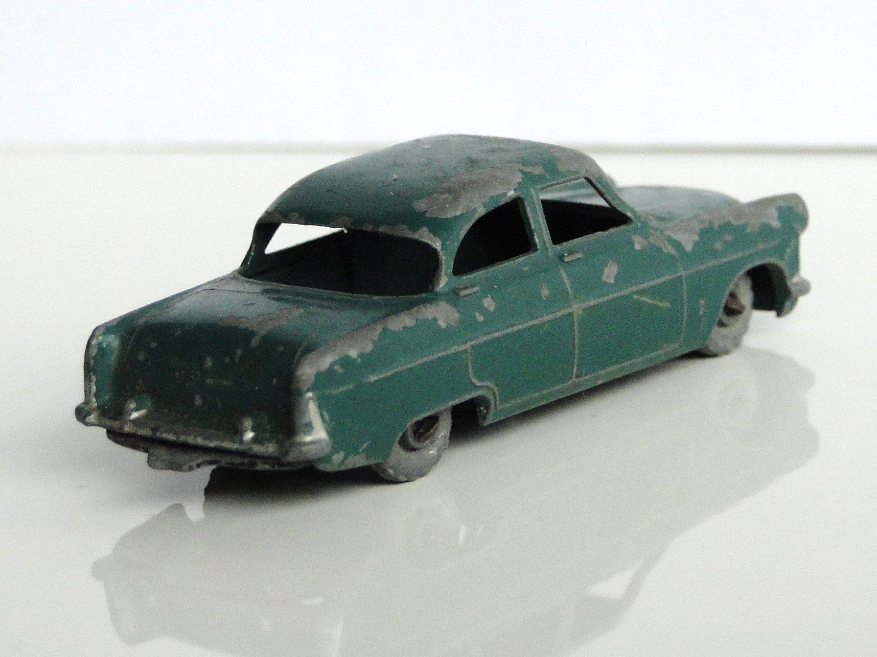 Matchbox Modellini d'auto: MATCHBOX LESNEY - Ford Zodiac Nr. 33A – Usato da Killwangen venduto da cyrano56 1