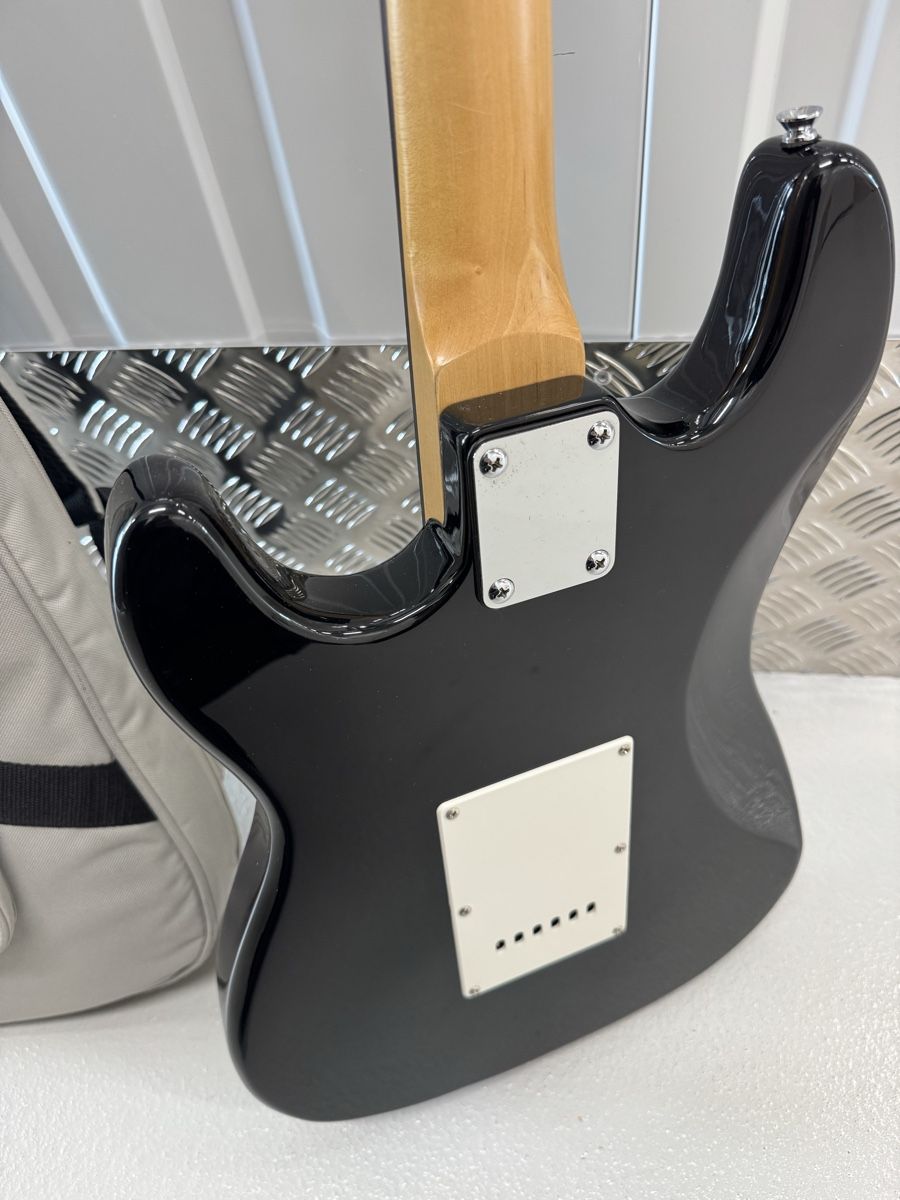 Strumenti musicali: Guitare Tenson strat – Usato da Corbeyrier venduto da ant_2r6l 6