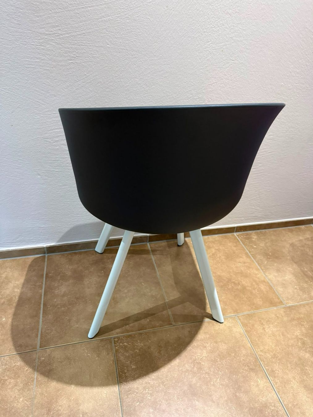 Stühle: Stuhl mit Sitzpolster – Gebraucht aus Fällanden von Liefie 2