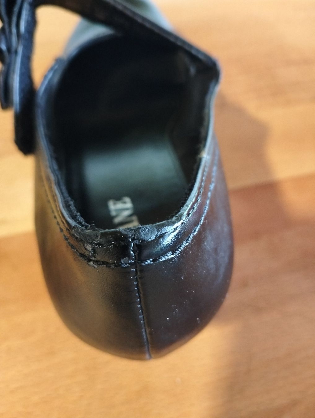 Scarpe da donna: Pumps schwarz Gr.37 – Usato da Eggiwil venduto da Loego 3