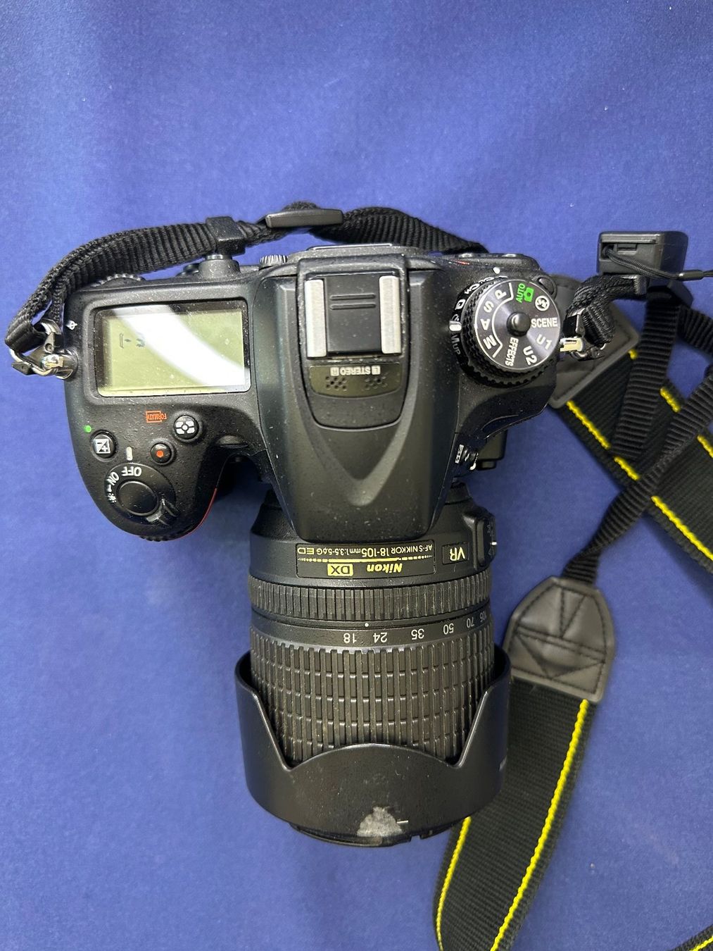 Nikon Fotocamera: Nikon D7100 Spiegelreflexkamera mit Objektiv – Usato da Liestal venduto da FuV01 2