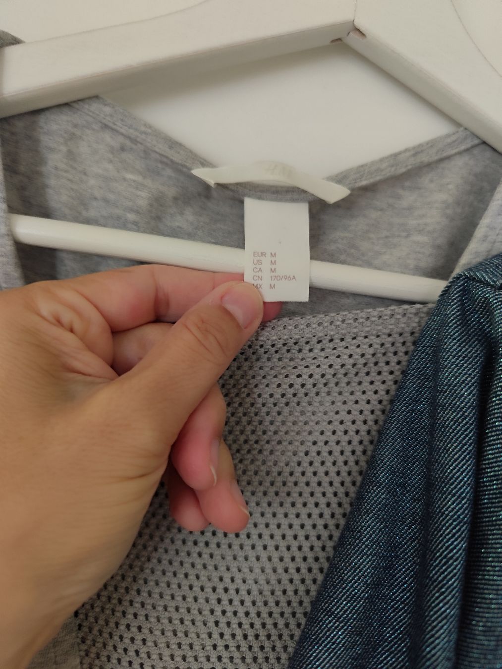 Kleiderpakete: 4x Kleiderpaket Damen – Gebraucht aus Zürich von Sonnenkind1103 3