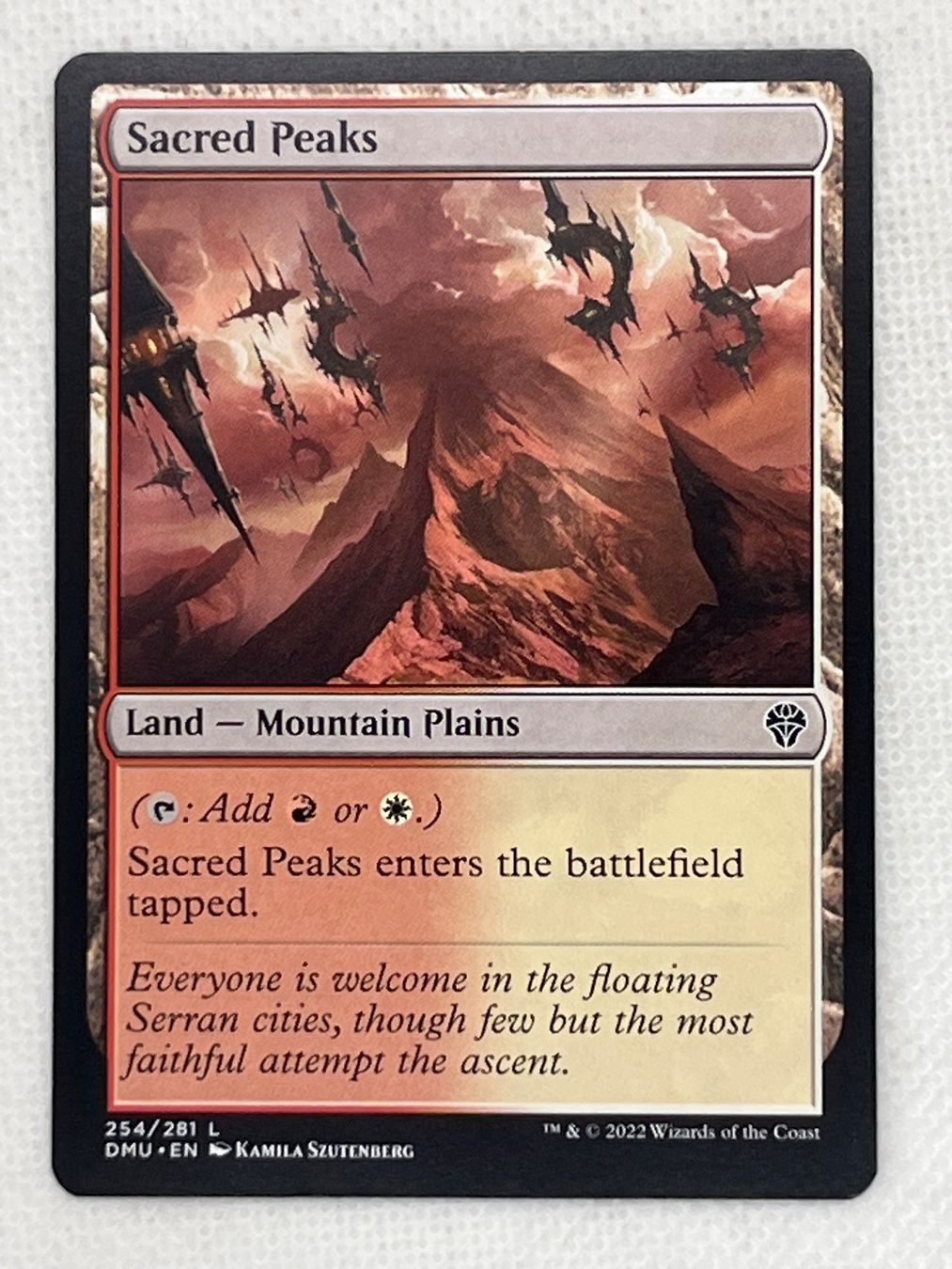 Magic The Gathering Carte collezionabili: MTG Sacred Peaks DMU 254 Englisch Common – Usato da Hinterkappelen venduto da Kim1992