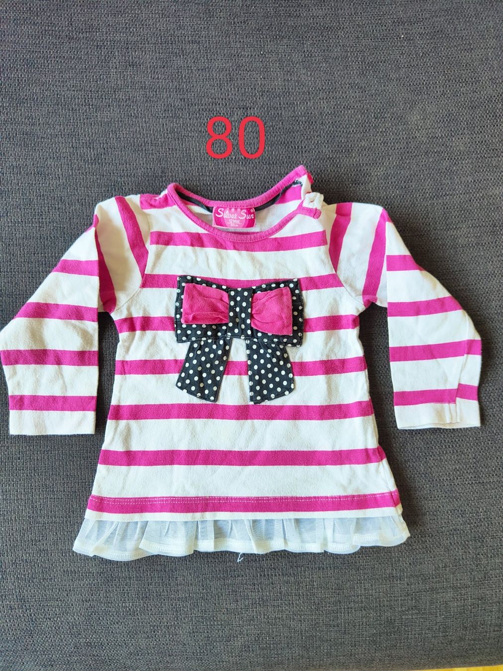 Maglioni & Felpe: Gr. 80 Sweatshirt pink/weiss mit Schleife – Usato da Sursee venduto da lou19