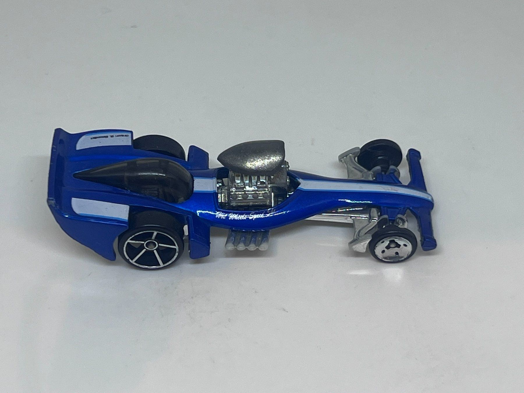 Hot Wheels Modellini d'auto: Hot Wheels Madfast #243 – Usato da Wildegg venduto da LaaBoutique 1