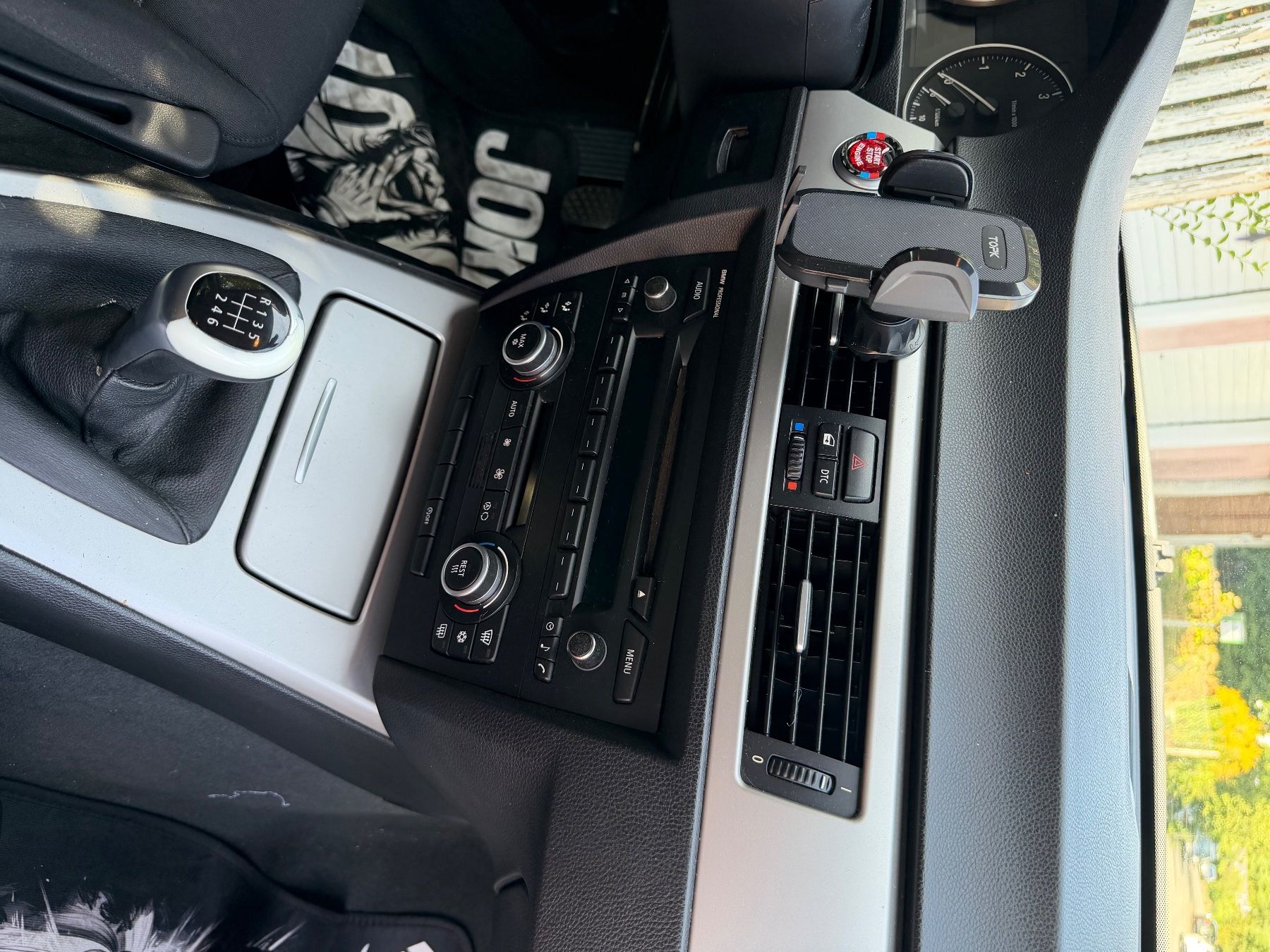 BMW Automobili: BMW 318i Touring – Difettoso da Prilly venduto da ine_z9g7 4
