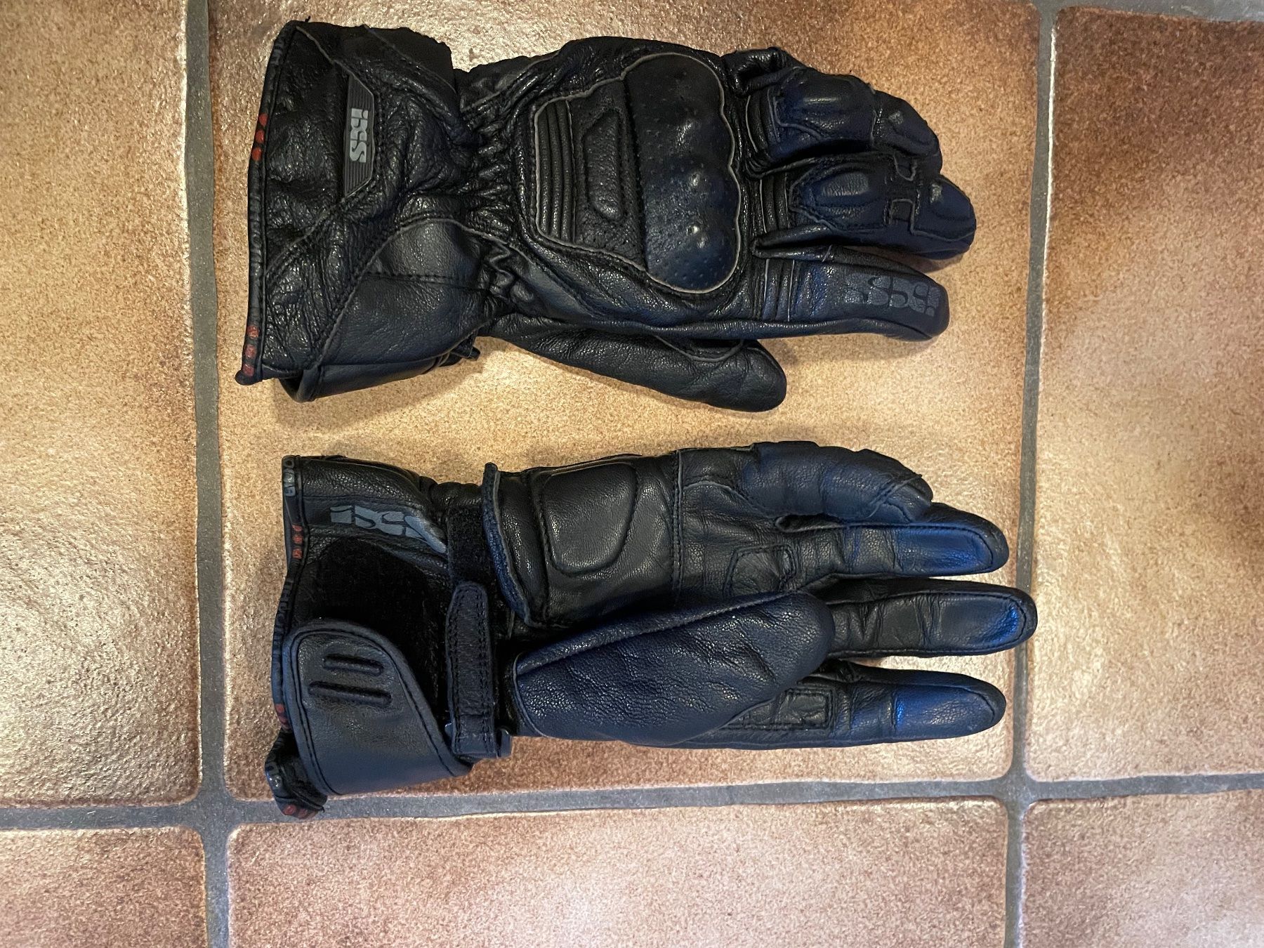 IXS Guanti & manicotti: Gants de moto IXS – Usato da Grattavache venduto da Benterra