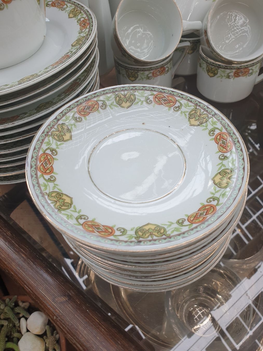 Set di piatti: Oma's Kaffeeservice  – Usato da Feldbach venduto da Gwaechshuus 2