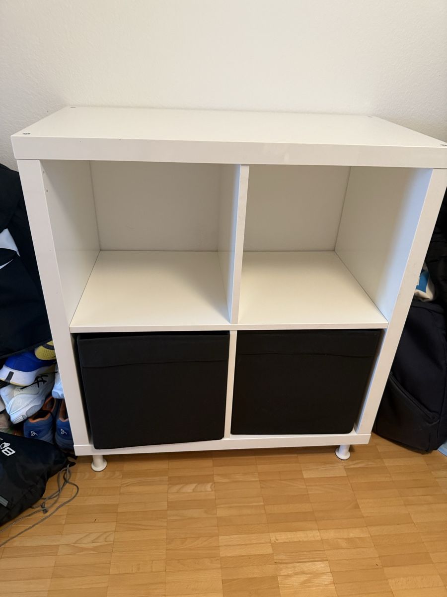Scaffali: IKEA Kallax mit zwei Stoffschubladen – Usato da Zürich venduto da JBZH