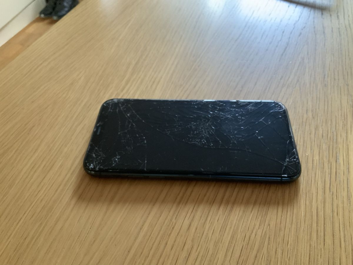 Apple Telefoni cellulari / Smartphones: IPhone 11 Pro 256 GB – Usato da Adligenswil venduto da Johnsepia 3