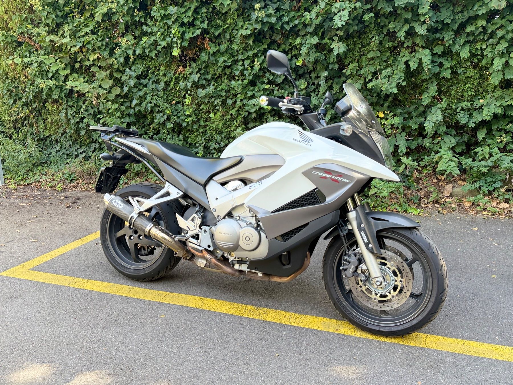 Honda Touring: Honda – Gebraucht aus Oberglatt ZH von Vfr800x 2