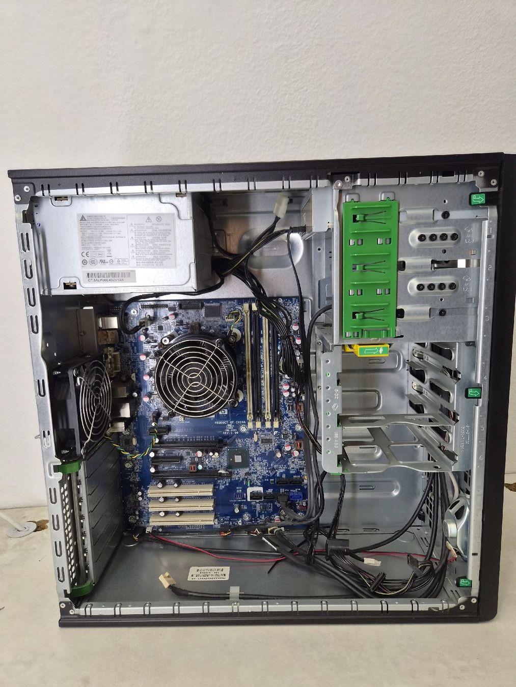 Hewlett Packard PCs: HP Z200 Workstation, Intel i5 670 – Gebraucht aus SCHAFFHAUSEN von Atami99