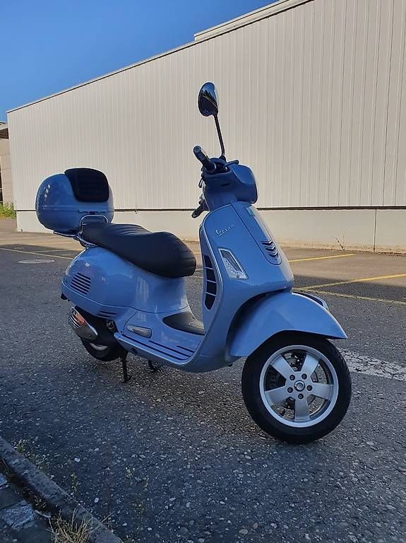 Vespa Scooters: Vespa GTS Super 300 – D'occasion à Riehen par daniel19910 1