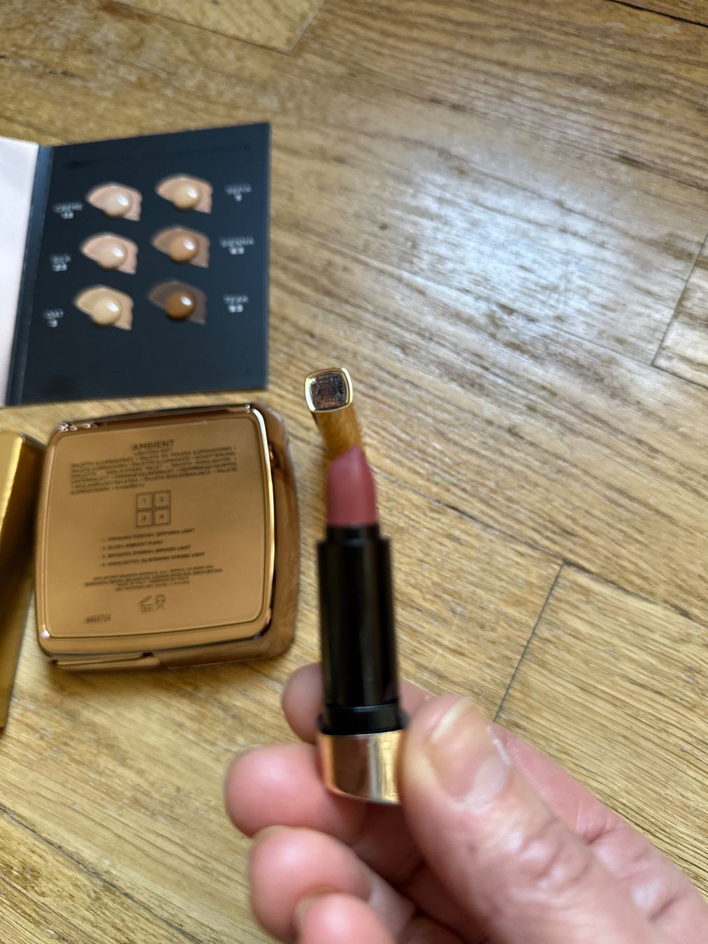 Make-up: Hourglass Neu AMBIENT LIGHTING EDIT QUAD – Nuovo e nell'imballaggio originale da Zürich venduto da Swisspa 4