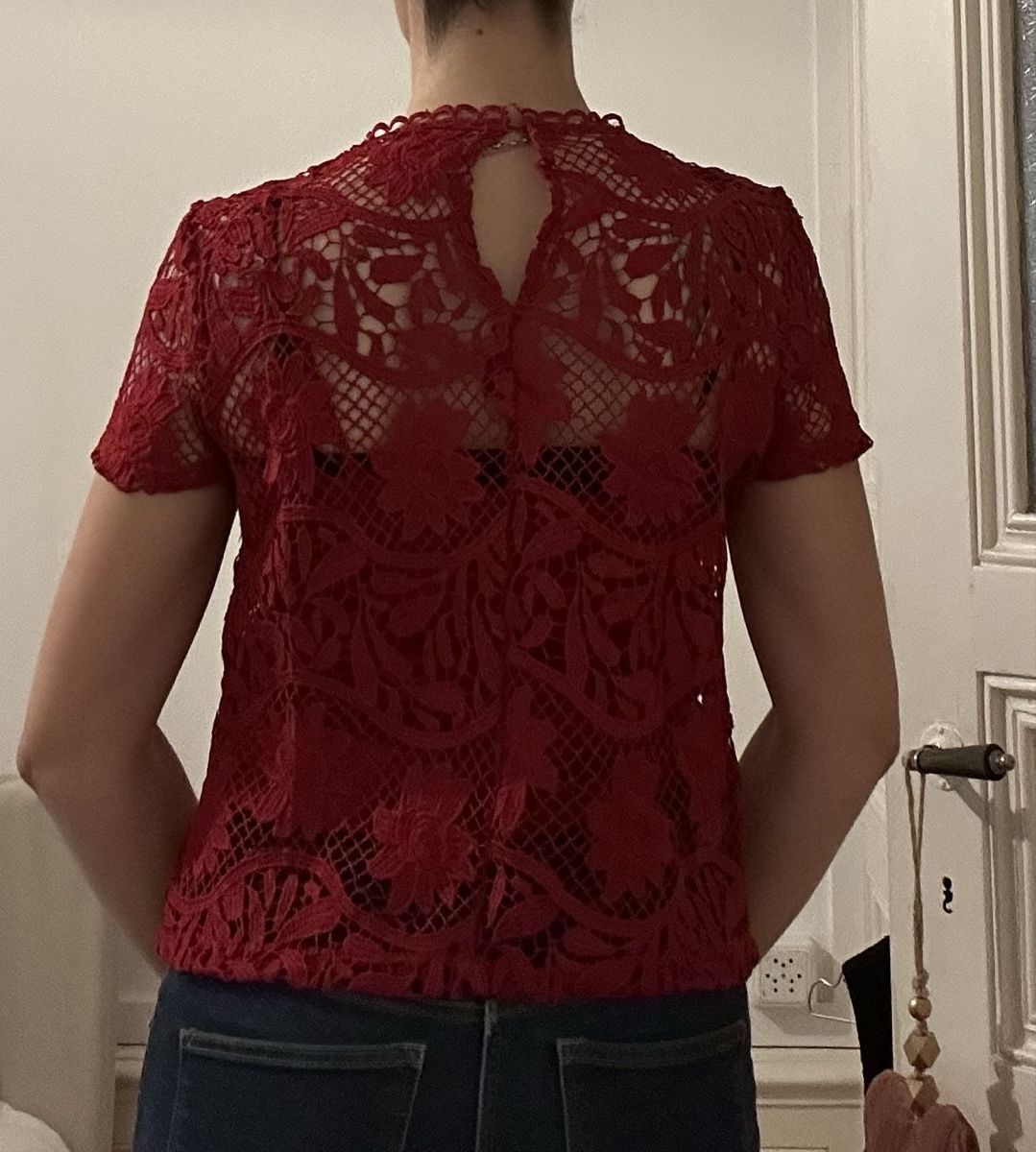 Zara Top: Zara Lace Top Bundle - Perfect for Summer! Size Small – Usato da Lausanne venduto da dre_th8k 2