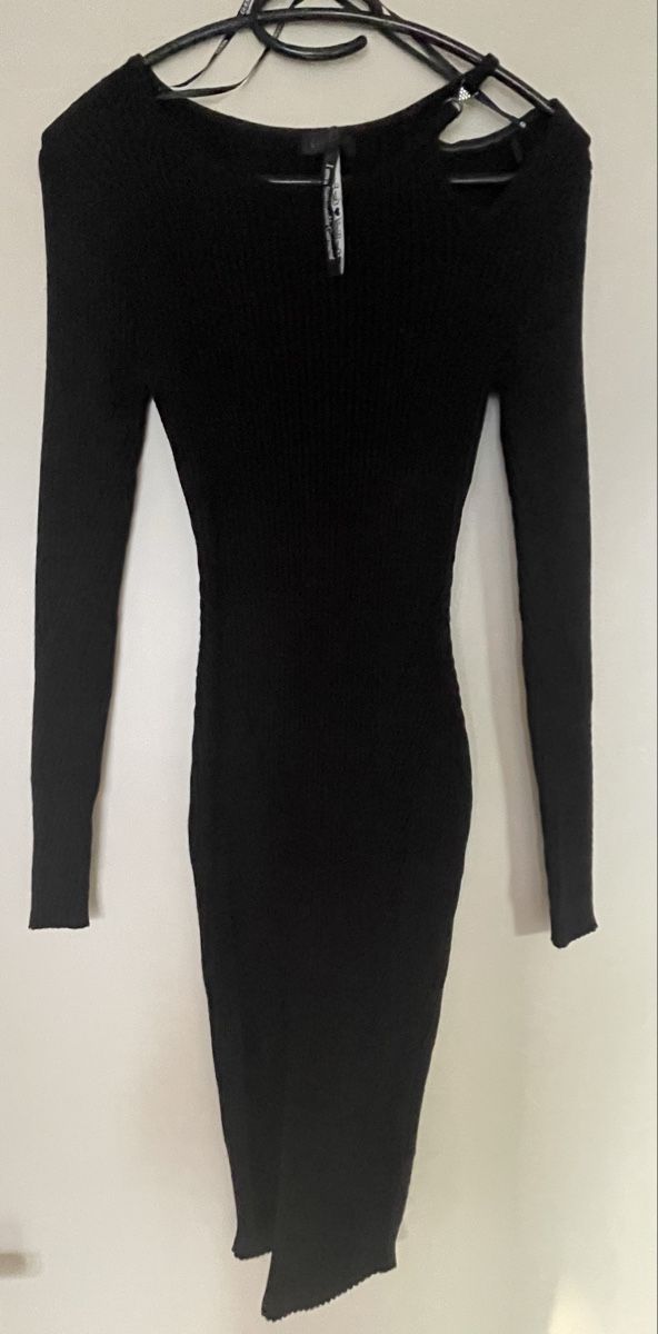 Guess Robes: Strickkleid Guess Gr.S – Neuf (Voir description) à Dübendorf par Janet5