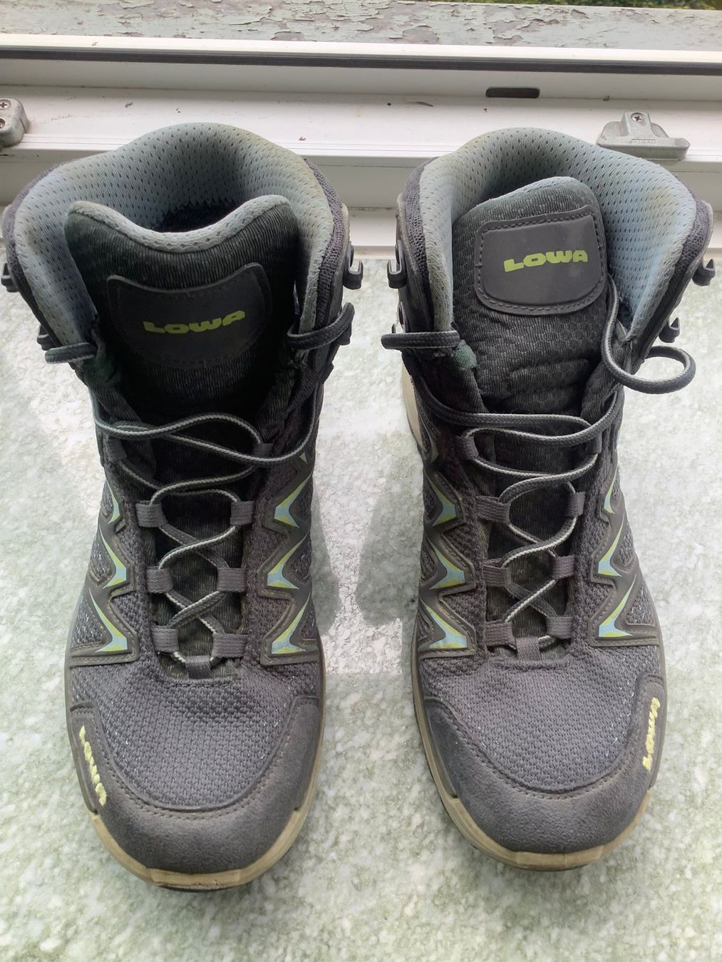 Chaussures femmes: Lowa Wanderschuhe  /  Gr. 39,5 – Neuf (Voir description) à Zürich par Goworki