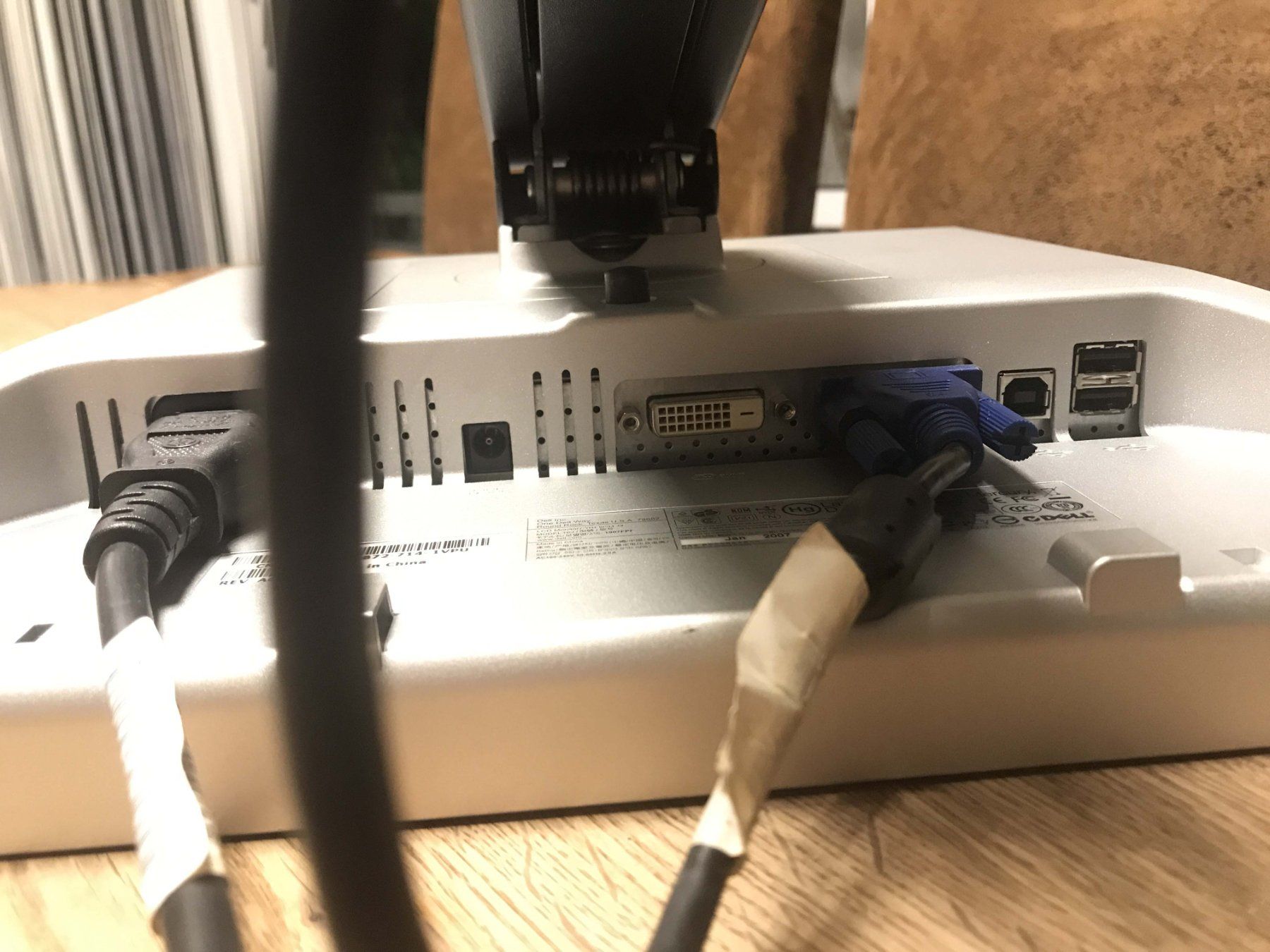 Dell Monitore: Computerbildschirm DELL 19 Zoll – Gebraucht aus Guntershausen von Gloominati 4