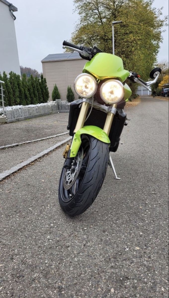 Triumph Strada: Triumph 675 – Usato da Hinterkappelen venduto da Fabriz8 1