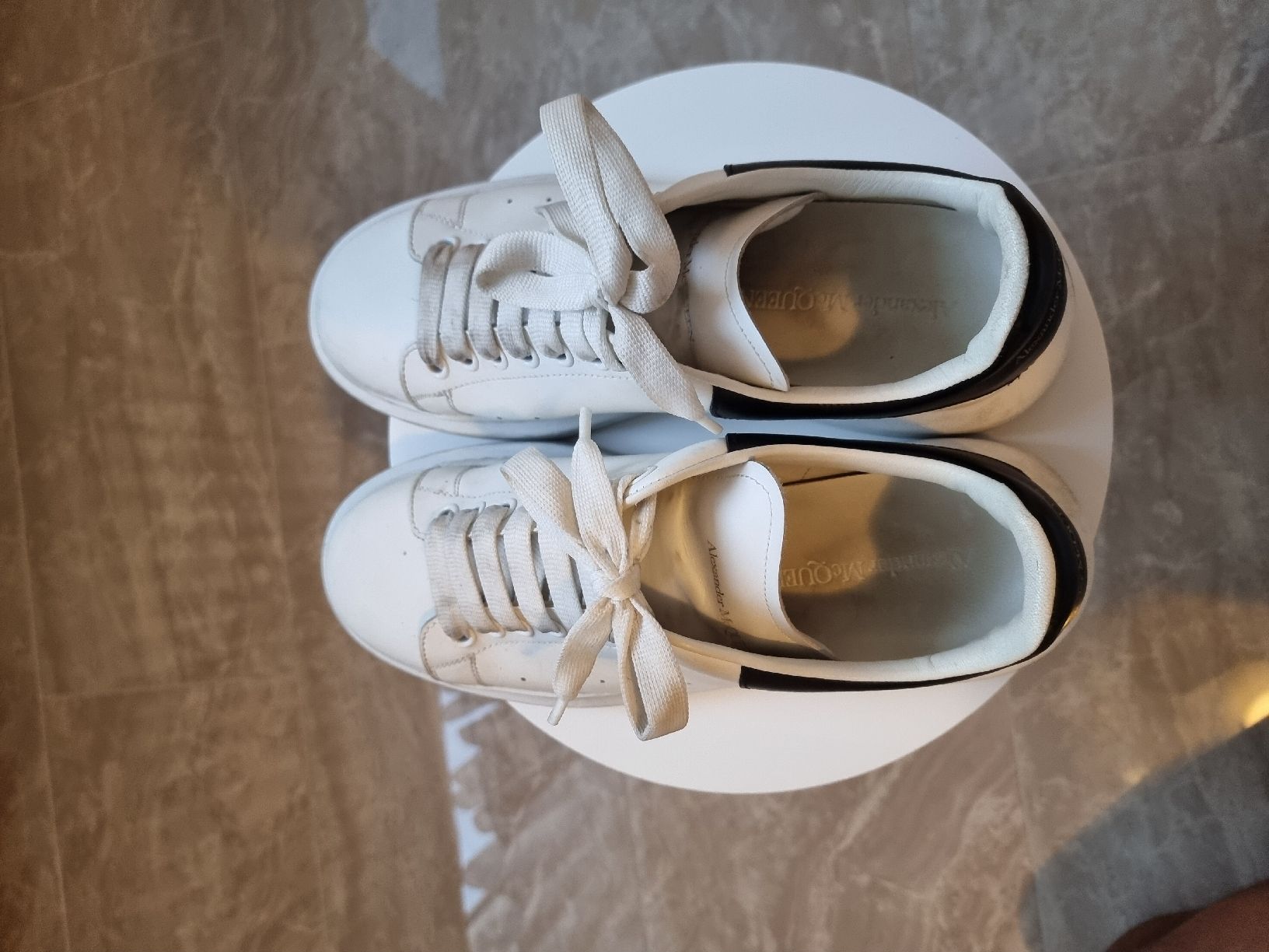 Alexander Mcqueen Scarpe da uomo: Alexander McQueen Oversized Sneakers Gr. 43.5/44 – Usato da Lengnau BE venduto da Thanu1994 1
