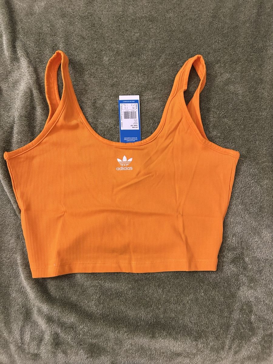 Adidas Top: Adidas Crop Top – Nuovo e nell'imballaggio originale da Kloten venduto da raf_6nbr