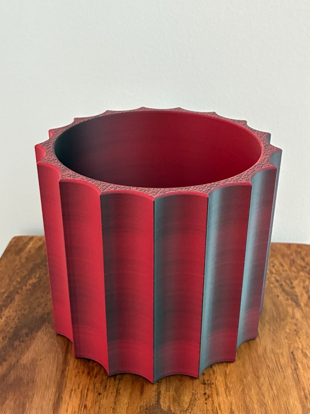 Blumentöpfe: Blumentopf "Neuenburg" gross in der Farbe Schwarz-Rot – Neu (gemäss Beschreibung) aus Ermenswil von hoember 5