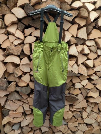 Grüne Skihose Gr. 152