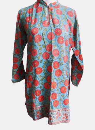 ca. Gr. 38 Tunika h'blau + rote Blumen Pailletten s.Masse