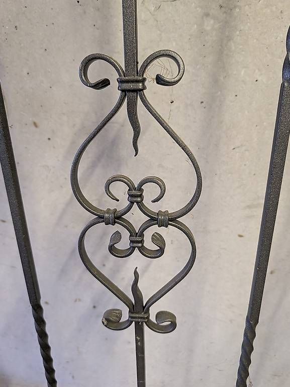 Griglie e Inferriate: 2 schmiedeeiserne Fenstergitter (neu) – Usato da Muri b. Bern venduto da Favorita17 3