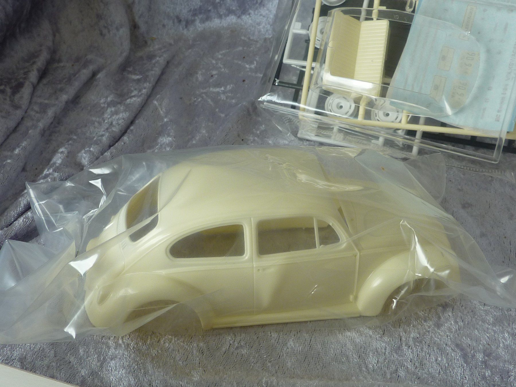 Volkswagen Modellini d'auto: VW Käfer 1967  1:24 – Nuovo (secondo la descrizione) da Dürrenäsch venduto da modellautos4you 1