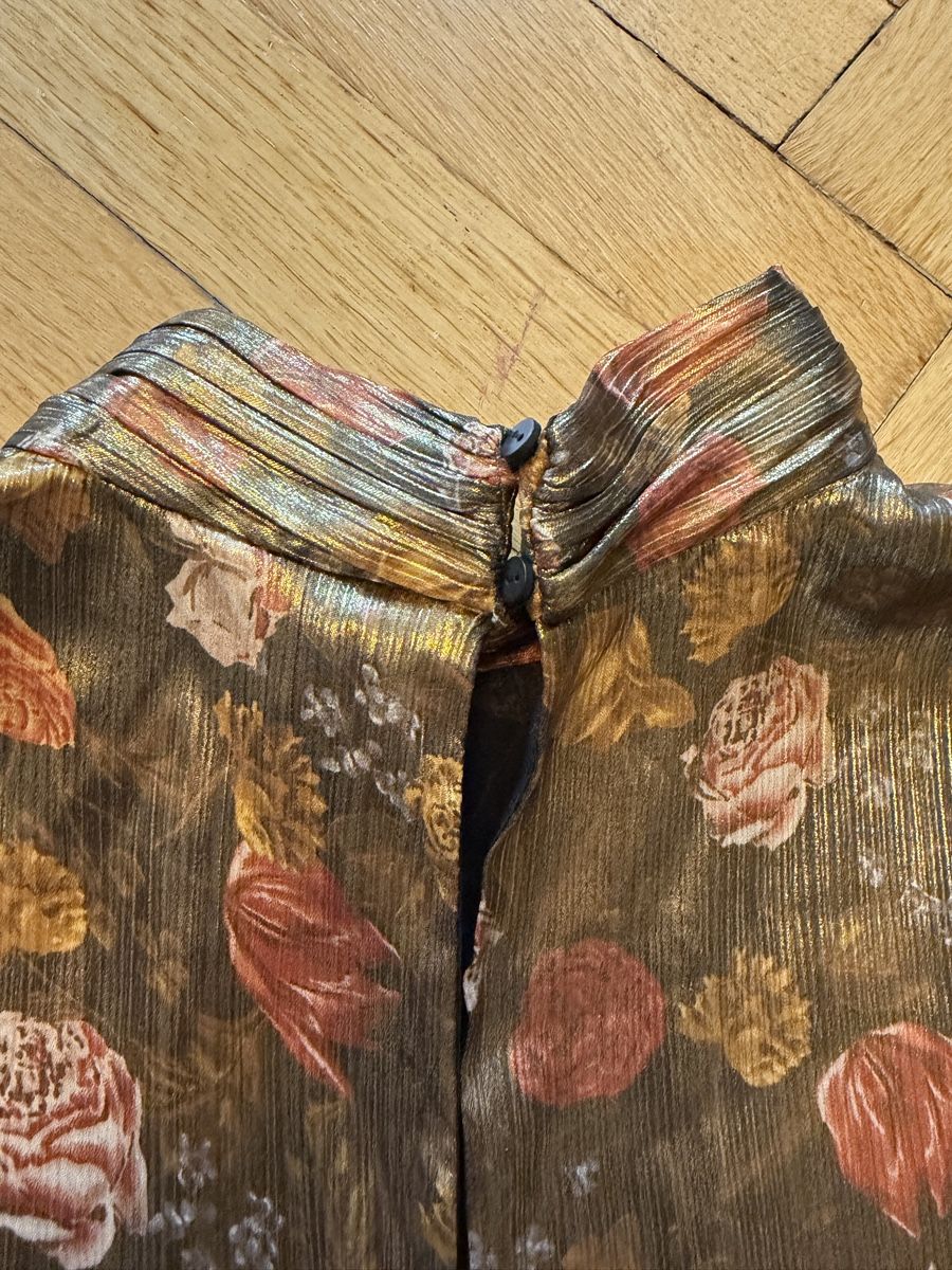 Zara Vestiti: Robe Zara à fleurs dorée irisé - taille M – Nuovo (secondo la descrizione) da Lausanne venduto da Stephaniesdressing 8
