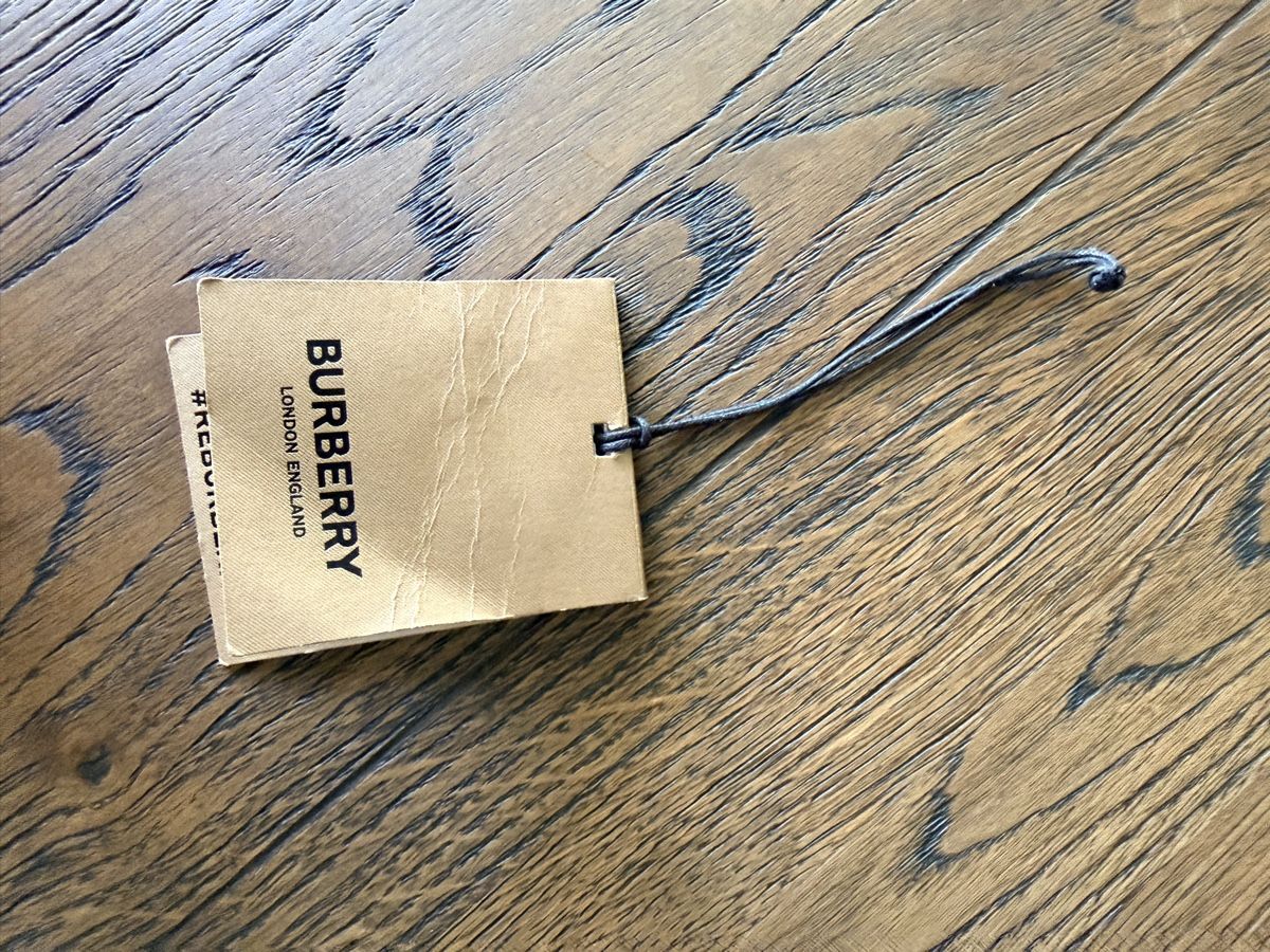 Burberry Cappotti: Burberry Trenchcoat – Nuovo (secondo la descrizione) da Itingen venduto da EdlesShopping 6