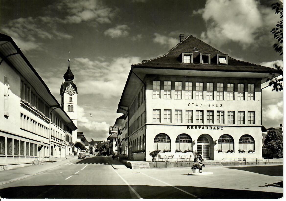 Cartoline postali: Huttwil Stadthaus – Usato da Hochdorf venduto da Ziegel-16
