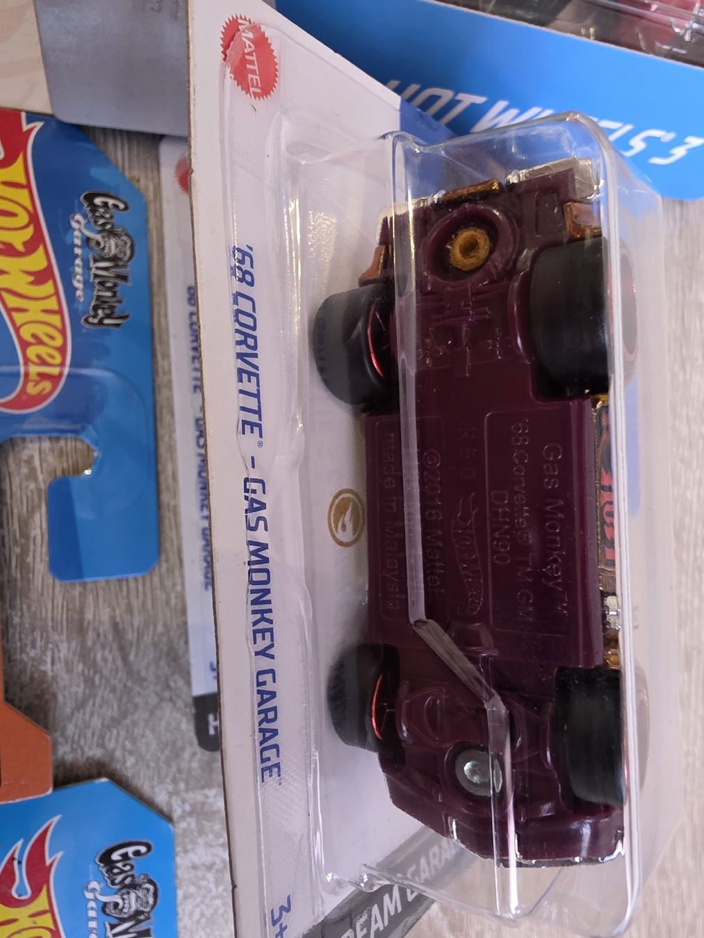 Hot Wheels Modellini d'auto: Hotwheels 68 Corvette Gas Monkey Set inkl. Super Treasure  – Nuovo (secondo la descrizione) da Untervaz venduto da Mudskipper 1