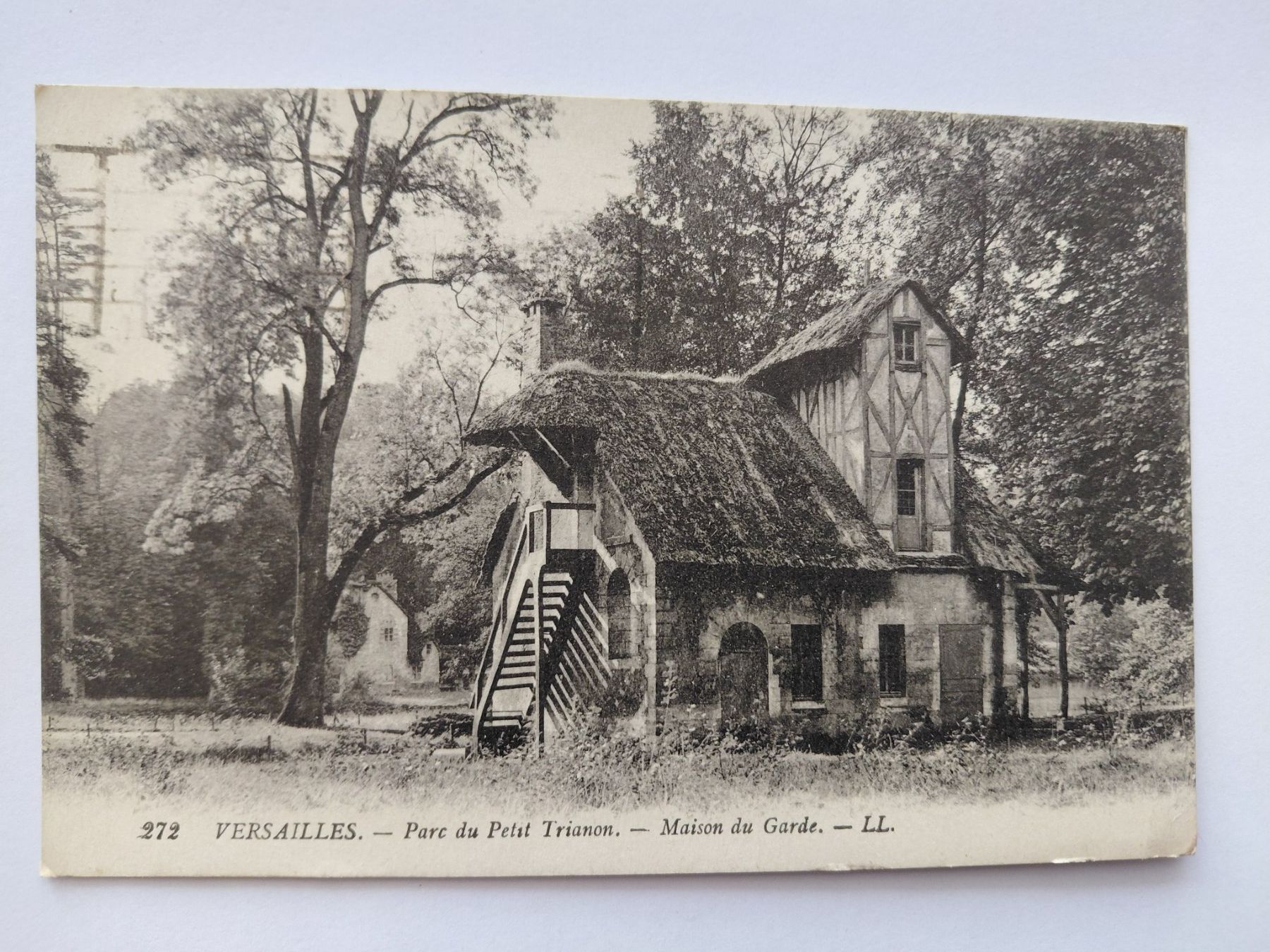 Ansichtskarten: Ansichtskarte Versailles Parc du Petit Trianon Maison 1923 – Gebraucht aus Wattwil von yburgler
