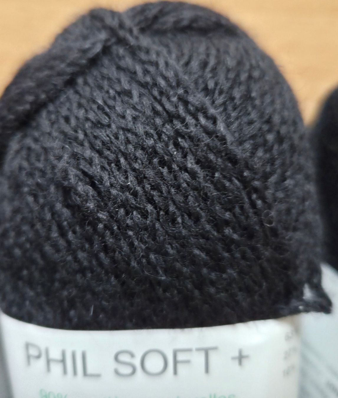 Lana: 7 Knäuel Wolle schwarz Phil Soft – Nuovo e nell'imballaggio originale da Gossau SG venduto da oreliefredy 3